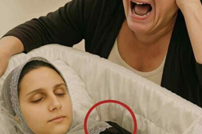 La madre lloró fuertemente y pidió que la enterraran junto a su hija, pero al inclinarse notó algo y gritó aterrorizada.